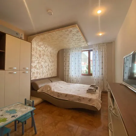 Robinzon 3bd Lux By Flat Mаnager Apartament *