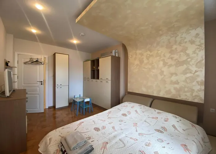 Robinzon 3bd Lux By Flat Mаnager Apartment